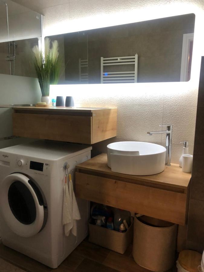 Studio Apartman Avenija *** Slavonski Brod Eksteriør billede